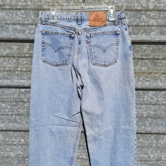 VINTAGE 561 Lightwash Levi Strauss Jeans - Picture 16 of 16